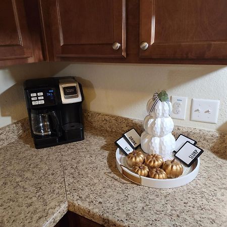 Spacious Villa Close To The Beach, 10 Sleeps Galveston Extérieur photo